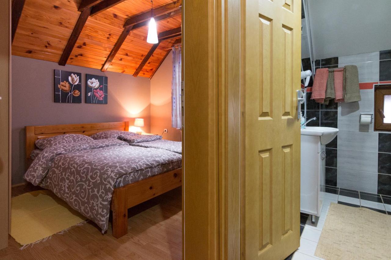 Apartments Andric Kaludjerske Bare Ngoại thất bức ảnh